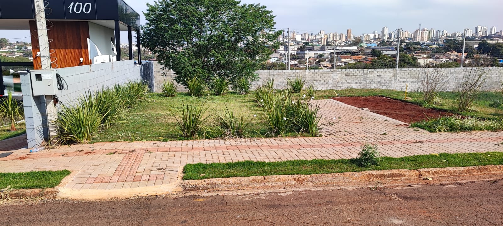 foto do anúncio Terreno Externo - Portal de Veneza